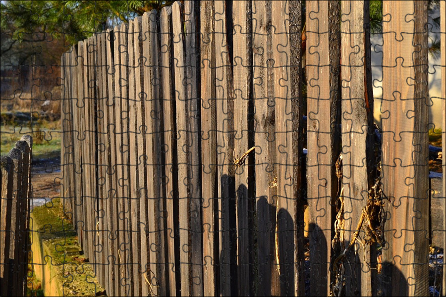 Деревянный забор. Забор из деревянных досок. Необычный забор. Деревенский забор из дерева. Старый забор купить