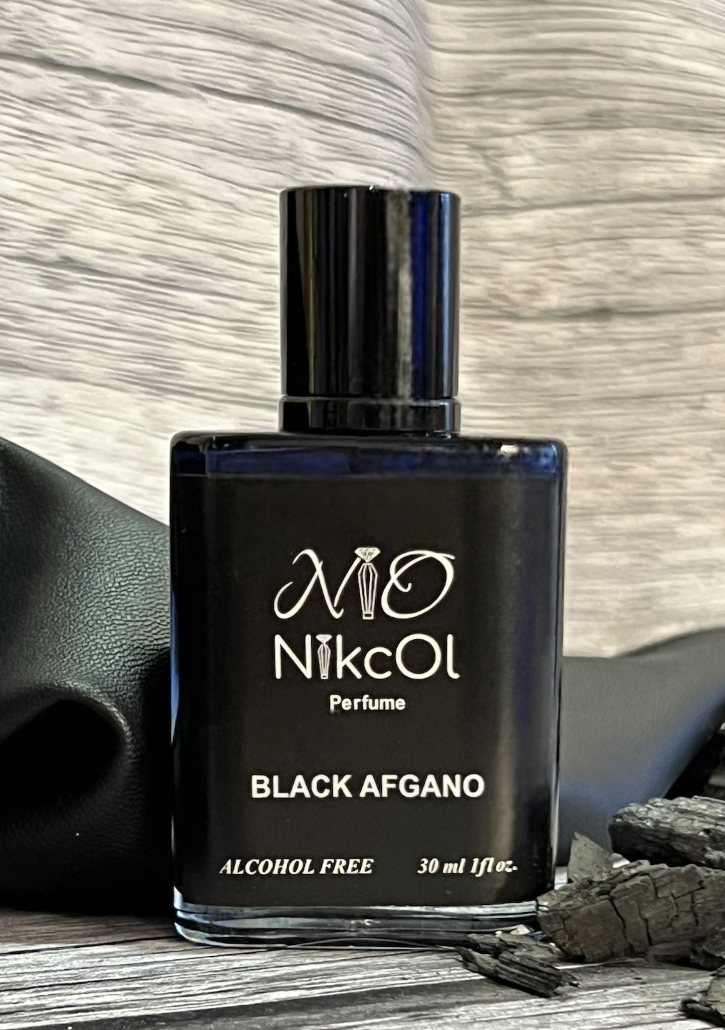 Духи black afgano отзывы. Black Afgano. Духи Блэк афгано видео.