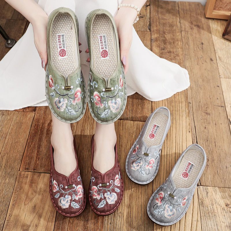 Этническая обувь