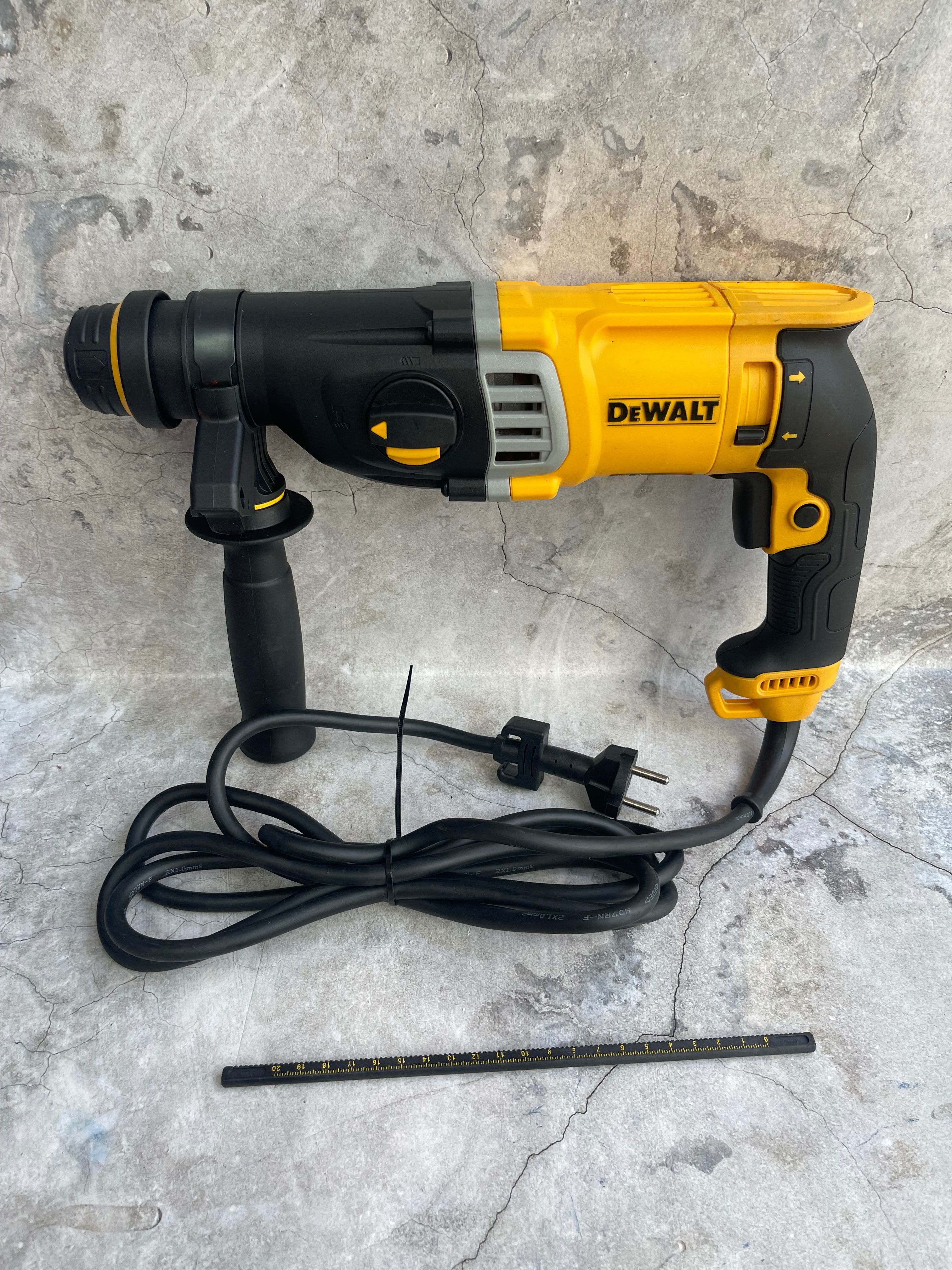 Перфоратор сетевой dewalt. Dewalt 25143. перфоратор dewalt d 25143 k.
