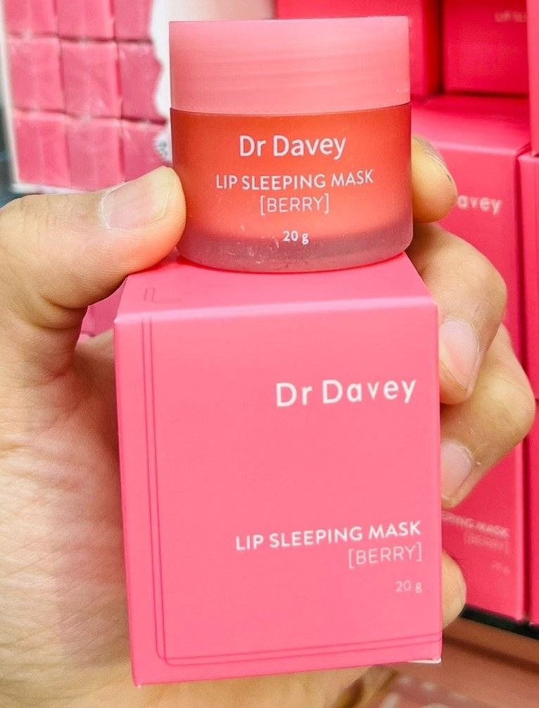 Lip sleeping mask berry