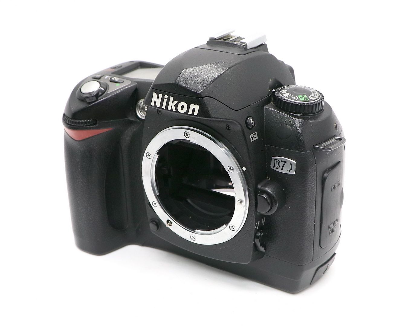 Фотоаппарат винтажный Nikon D70 body (пробег 21210 кадров)