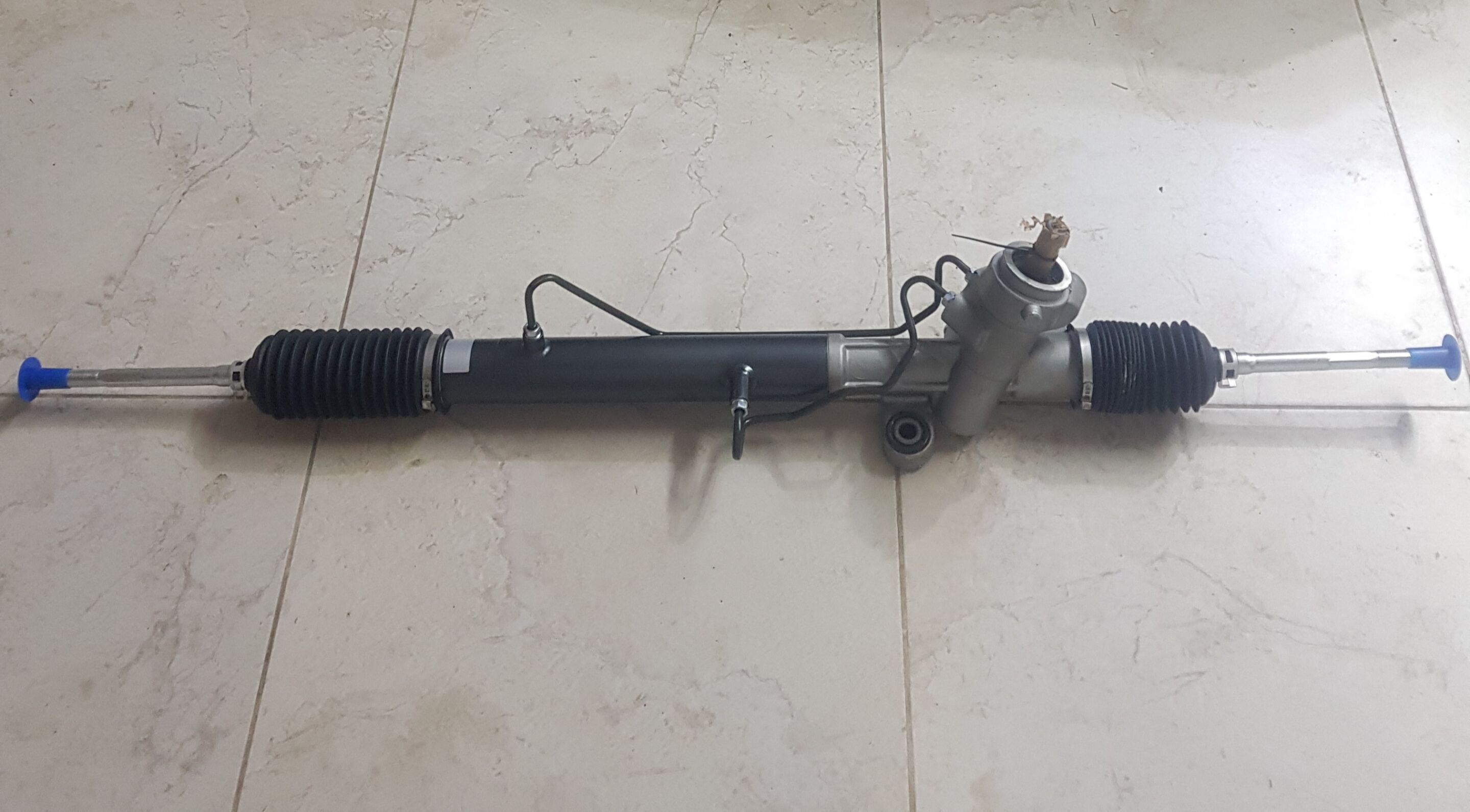 Рулевая тяга джили эмгранд ес7. Рейка рулевая geely мк 1014001633. Замена рулевой рейки джили эмгранд. Устройство рулевой рейки джили вижн. Замена рулевой рейки джили эмгранд.