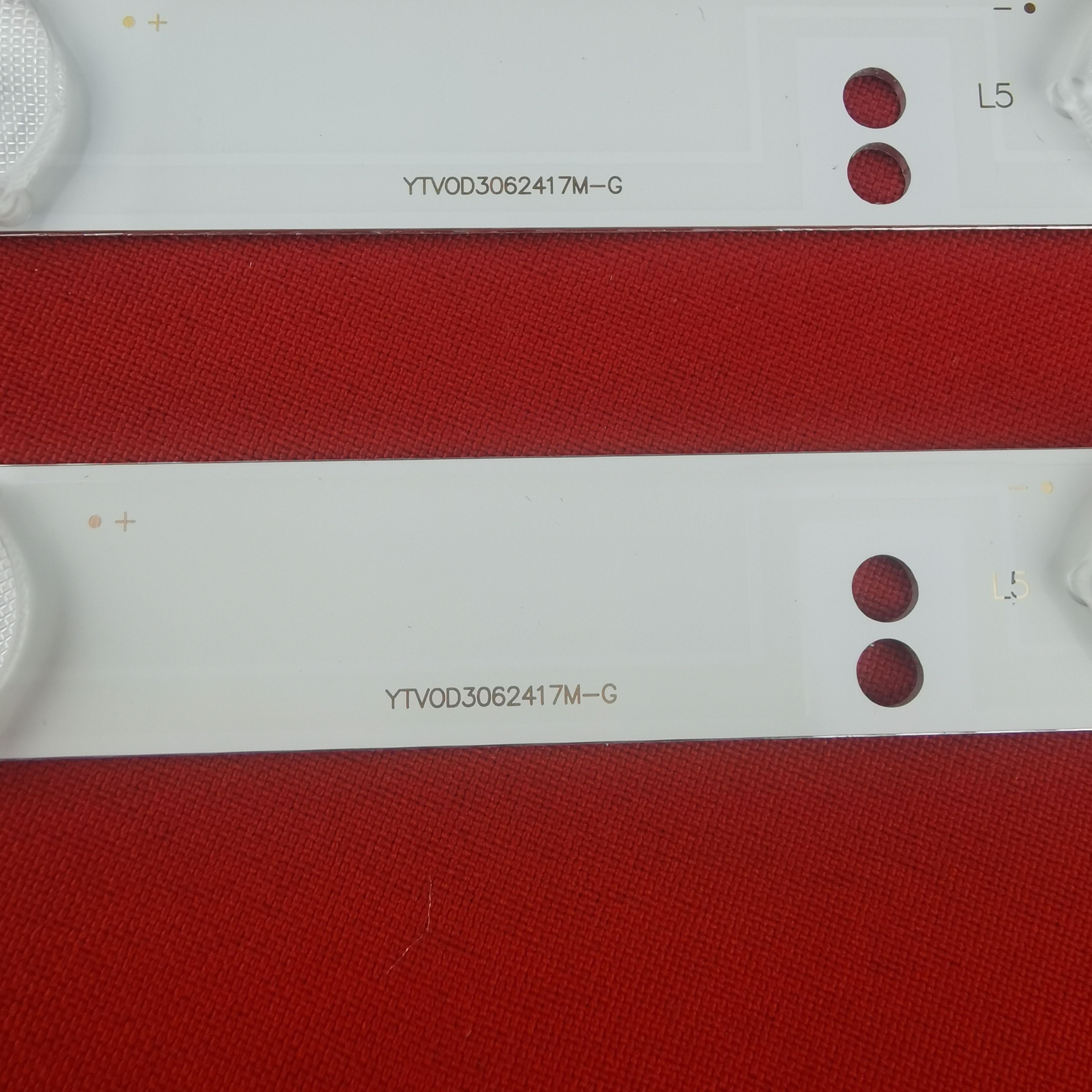 Подсветка для DEXP F32C7100B F32C7000B F32B7000B; GC32D09-ZC14F-05