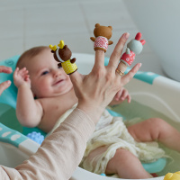 32024, Набор развивающих игрушек на пальцы, игрушки для ванной Happy Baby Little Friends, пальчиковый театр. Спонсорские товары