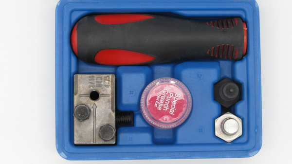 Профессиональная развальцовка стальных и медных тормозных трубок 3/16 ...