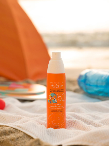 Avene Детский солнцезащитный спрей SPF 50+ для чувствительной кожи, 200 ...