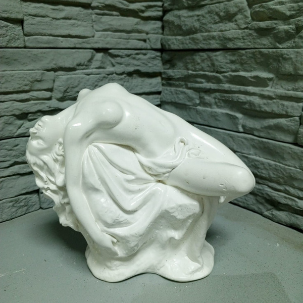 Статуэтка АРТ-ГИПС Девушка на камне арт Ф040 Белый - купить по низким ...