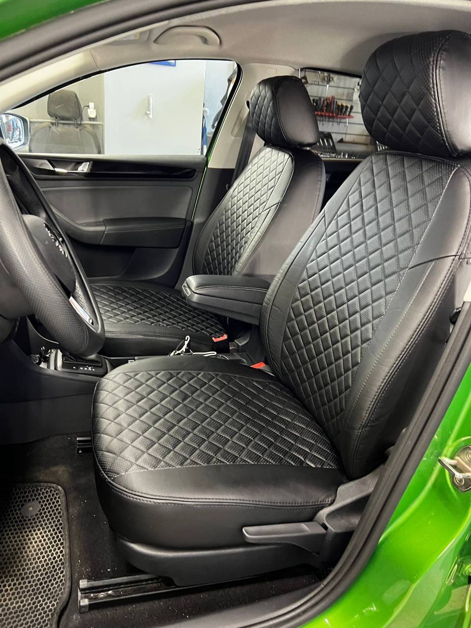 экокожа 2020. экокожа 2020. авточехлы для hyundai solaris 2 2017-2020 автопилот белый экокожа kha-so-solaris-ii-bb-e. экокожа. Sz250201ec01stblk автолидер.