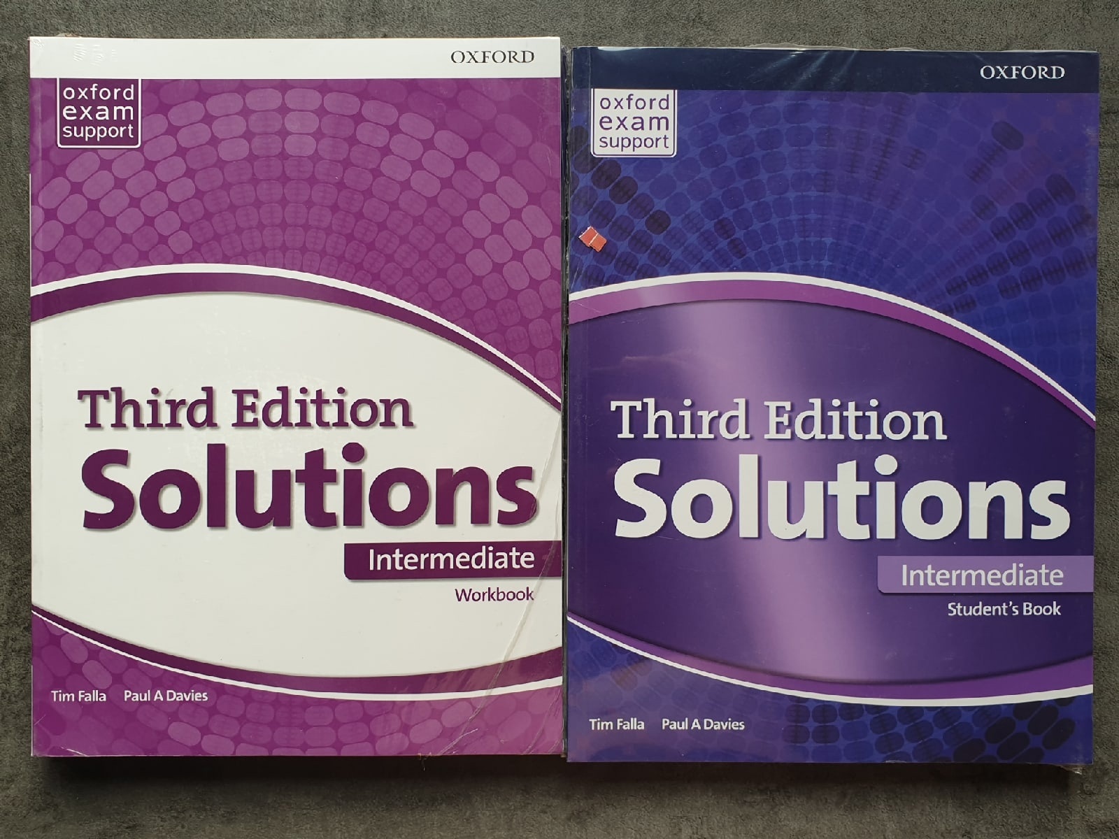 Third solution intermediate students. Учебник solutions Intermediate. Учебник third Edition solutions. Solution Intermediate 3 Edition. Учебник solutions second Edition.