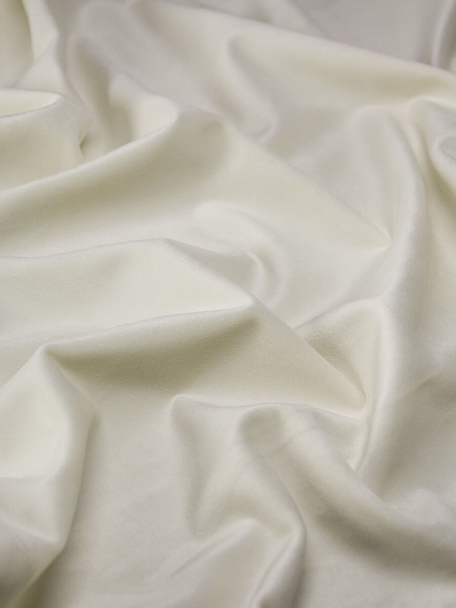 бархат молочный. бежевый бархат фон. ткань бархат бежевый текстура. ткань для штор. бархат кремовый.