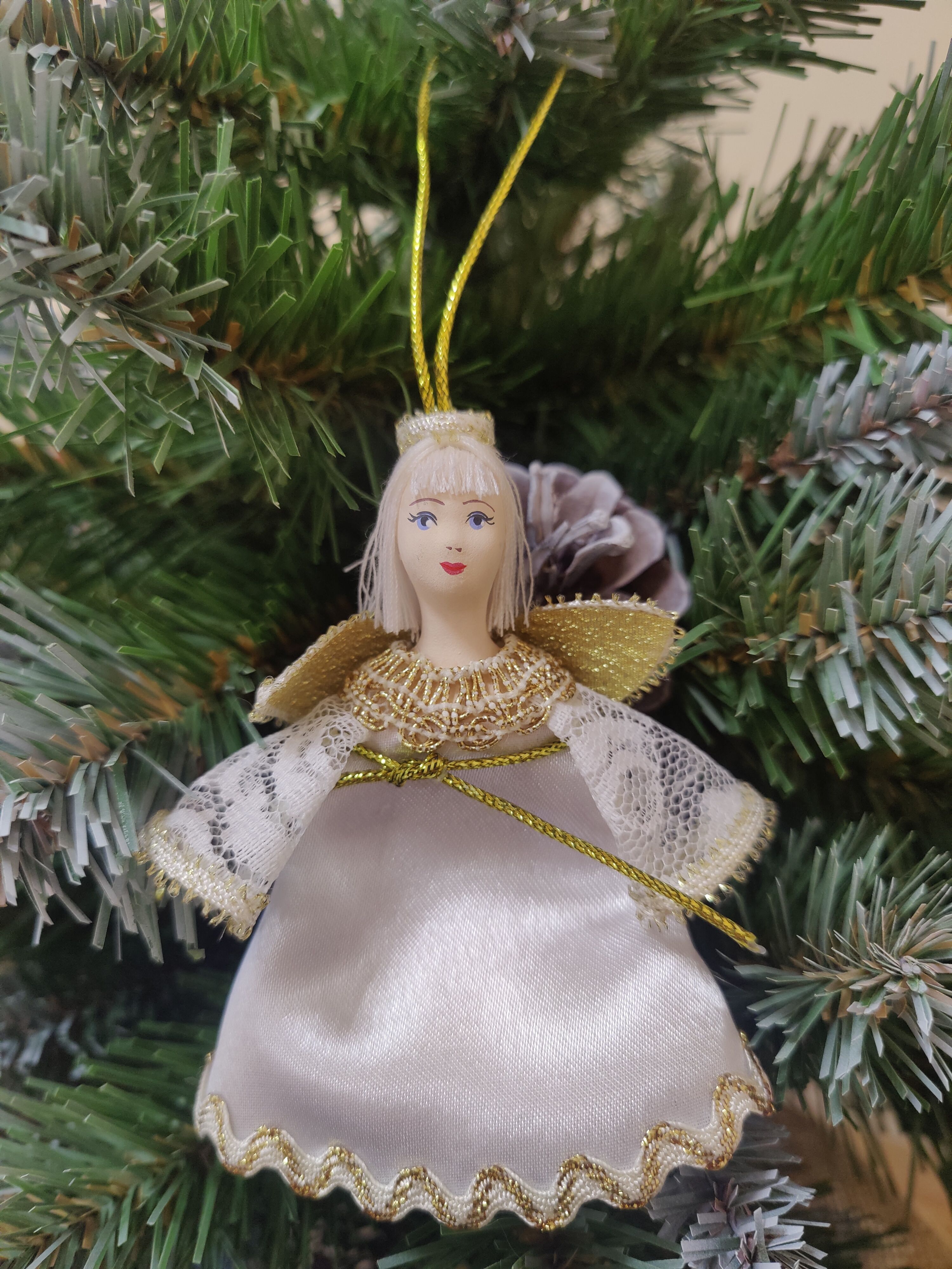 Фарфоровые новогодние игрушки Фарфоровые новогодние игрушки