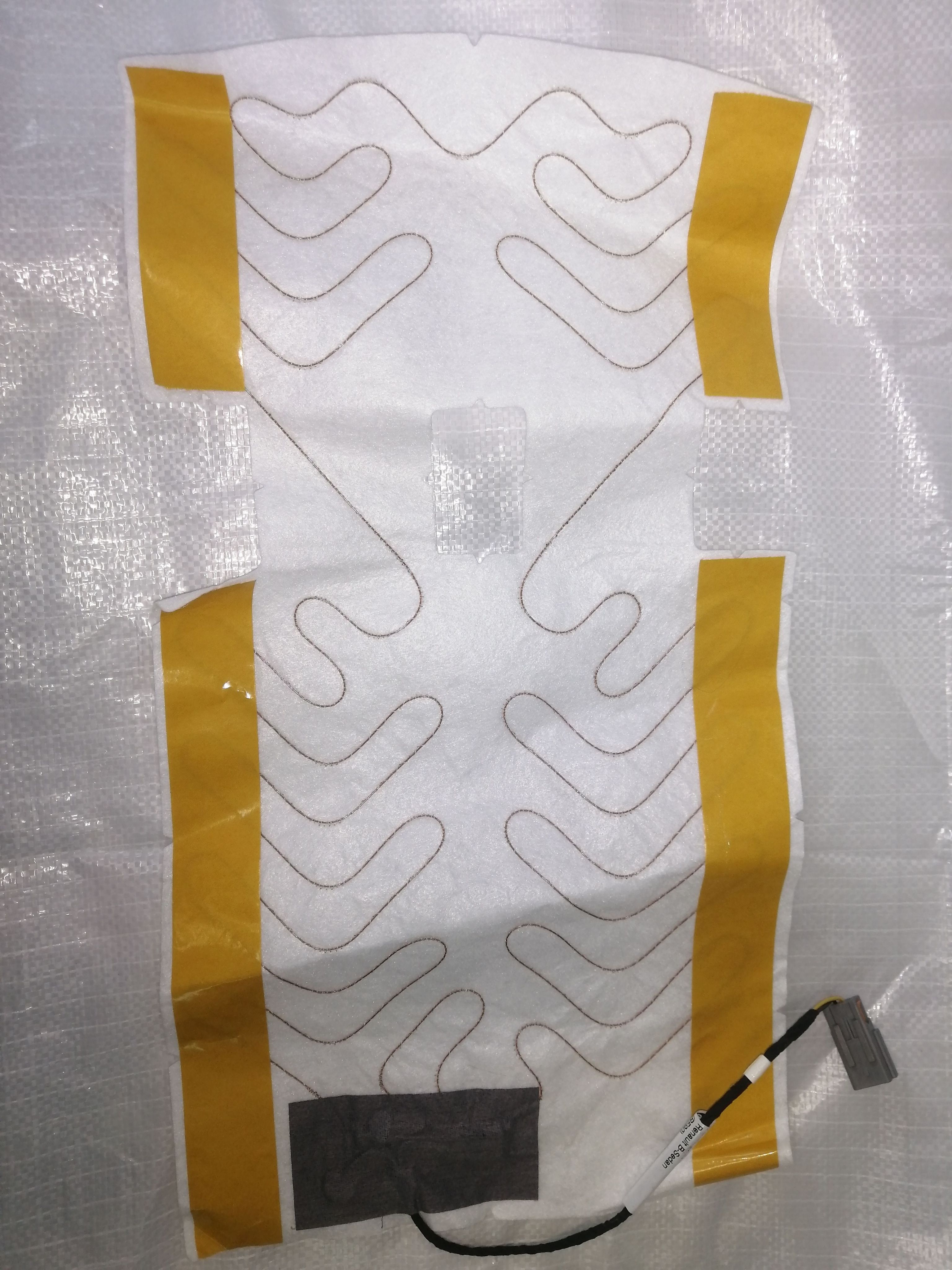 Подогрев сиденья х рей. Подогрев сидений ларгус. Ларгус кросс подогрев сидений. Подогрев сидений ларгус. Термореле обогрева сидений ларгус.