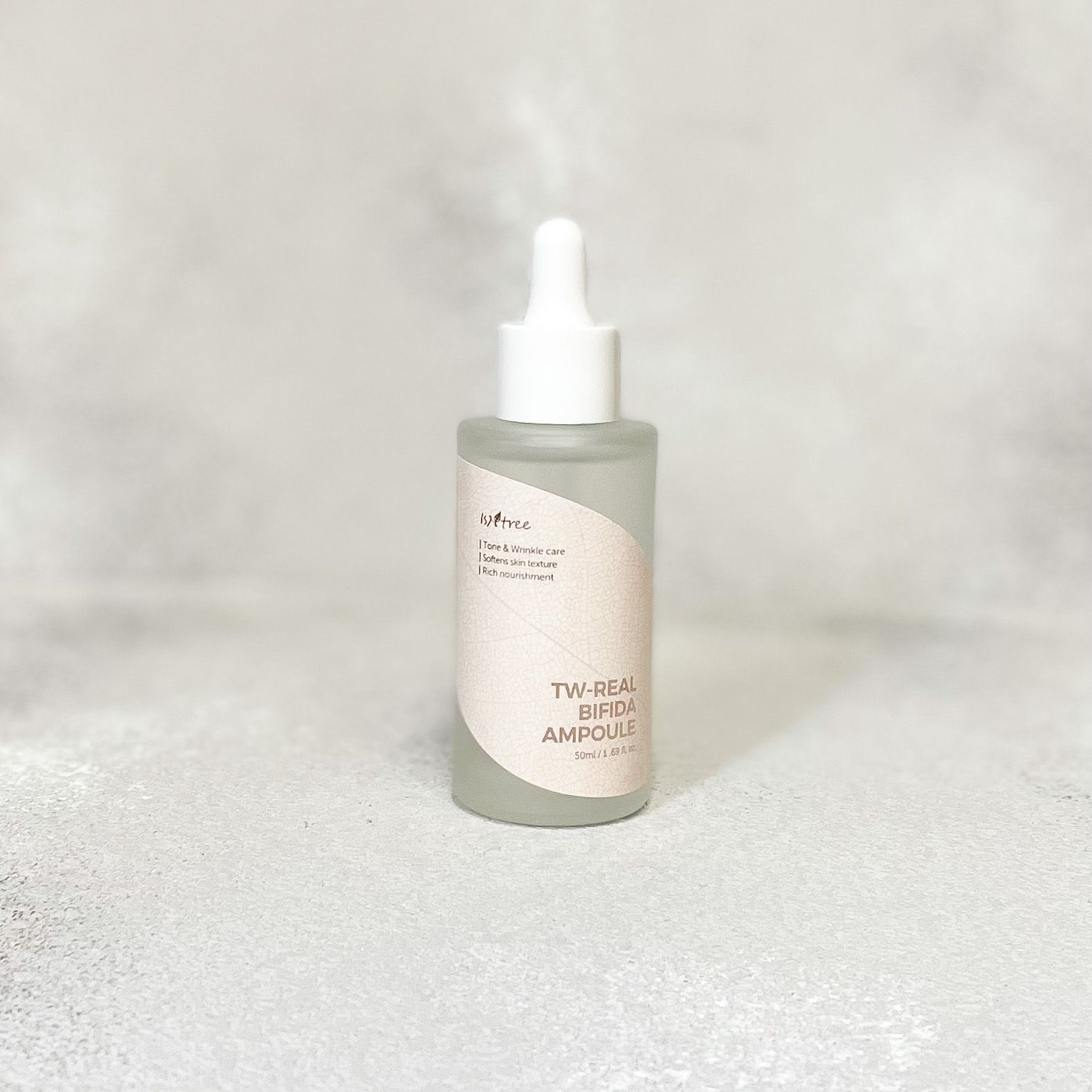 Real tw. Крем для век с пептидами и бифидобактериями isntree tw-real eye cream 30 мл. isntree tw-real eye cream. isntree tw-real eye cream отзывы.