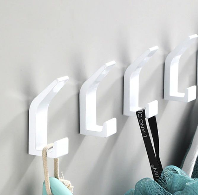 Крючки для полотенец в ванную. Крючки в ванную. Крючки в ванную черные. Крючок для одежды для ванной. Крючок на дверь.