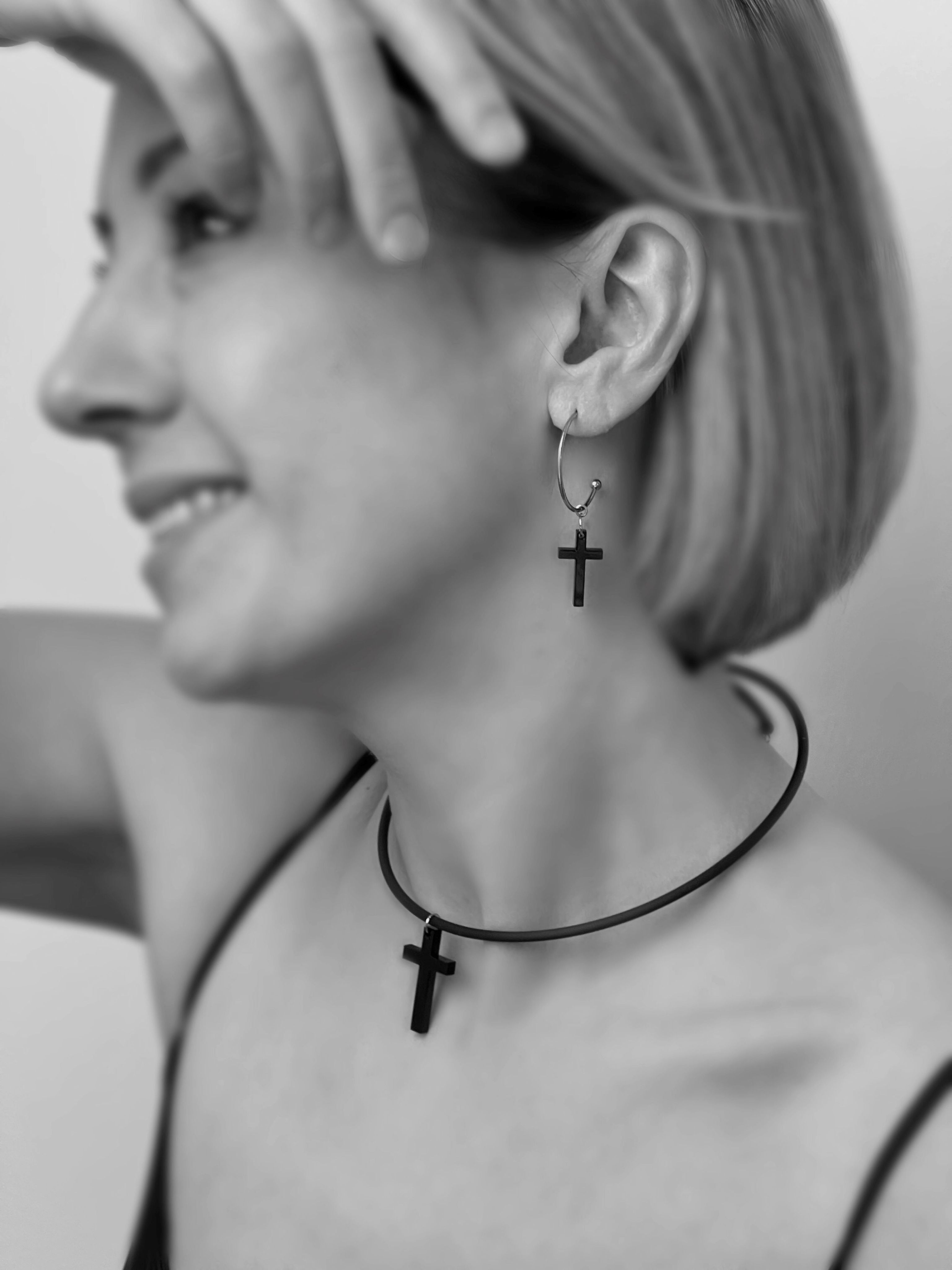 11 серьгу. 11 серьгу
