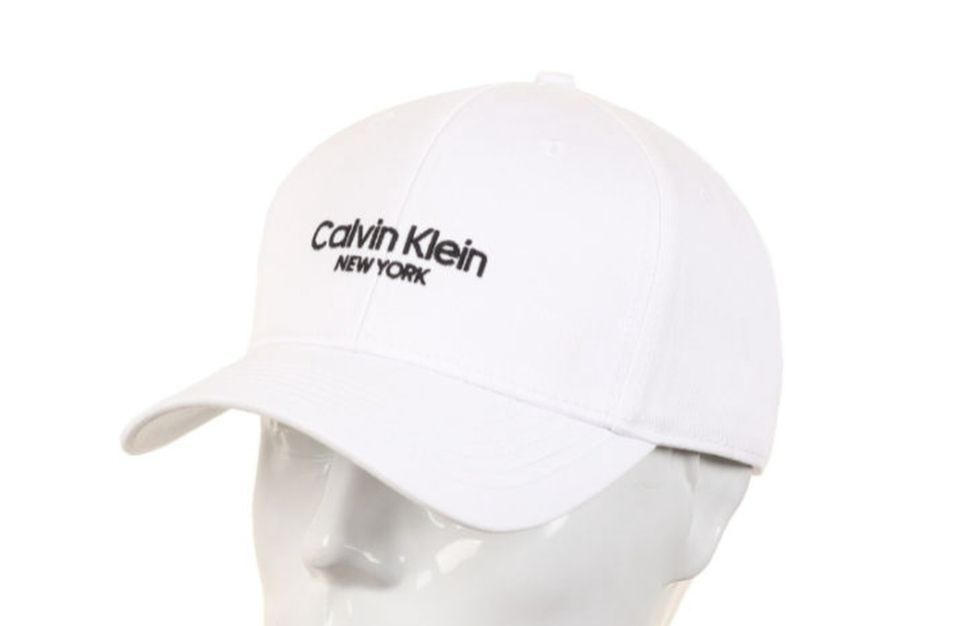 Calvin klein дизайнер. Пиджак кельвин кляйн мужской. Пиджак calvin klein мужской оригинал хлопковый. Кельвин кляйн логотип. Футболка кальвин кляйн мужская.