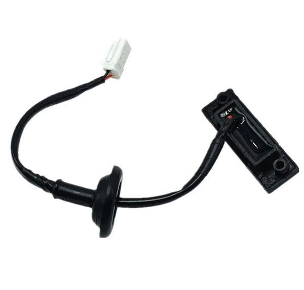 Кнопка открывания багажника Hyundai Solaris - арт. 5753236-5678 ...