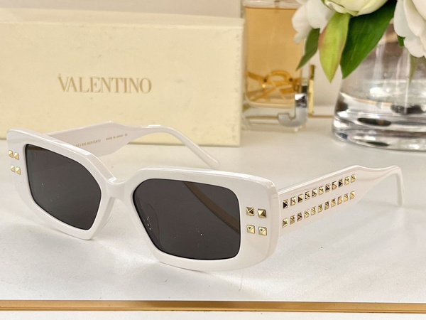 Очки солнцезащитные Valentino - купить с доставкой по выгодным ценам в ...