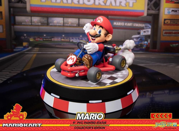 Фигурка Марио Mario Kart Deluxe от First 4 Figures - купить с доставкой ...