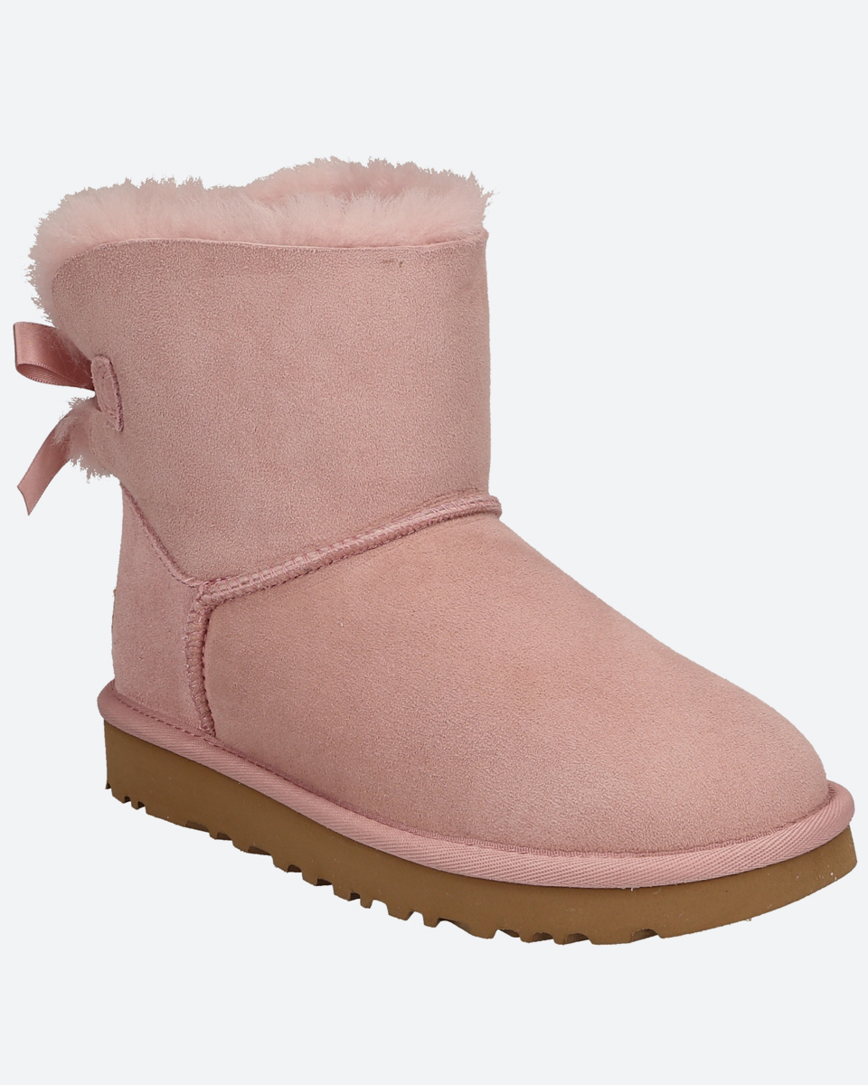 Угг 2. Угги Mini Bailey Bow. ￼ ￼￼￼ UGG Mini Bailey. UGG Mini Bailey Bow. 999 Угги OZON.