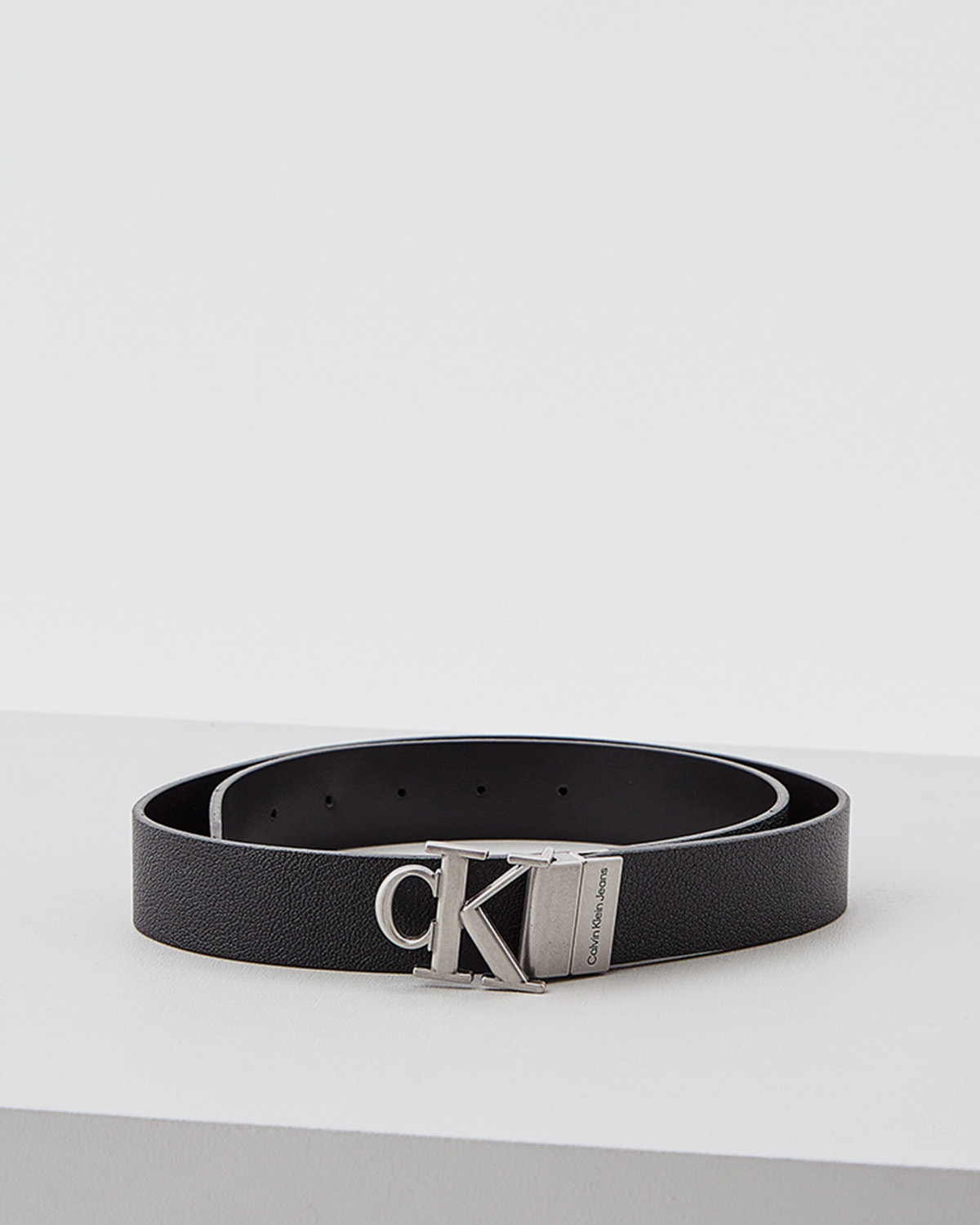 Calvin klein женское ремень. Ремень кельвин кляйн женский. Calvin klein женское ремень. Женский ремень кельвин кельвин кляйн. Calvin klein ремень белый.