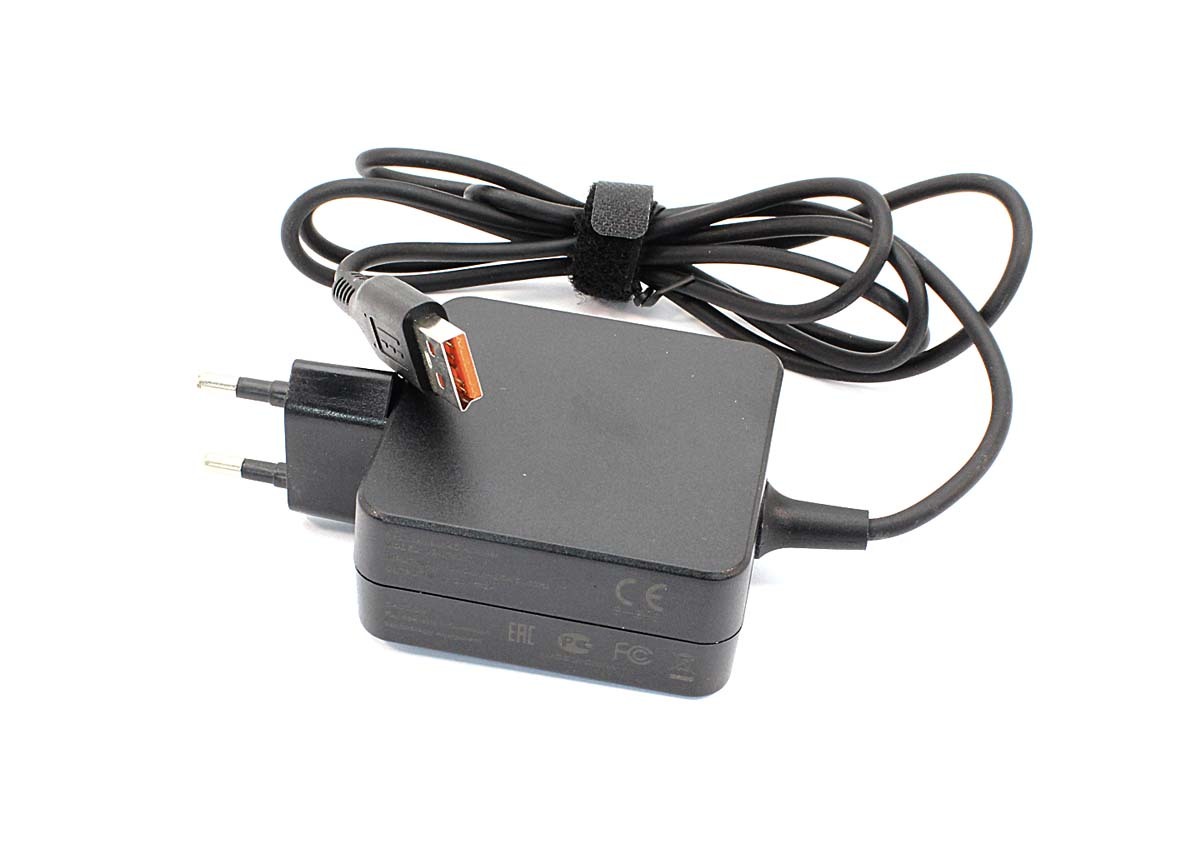 Блок питания для ноутбуков lenovo 20v. AC адаптер and tb182c.