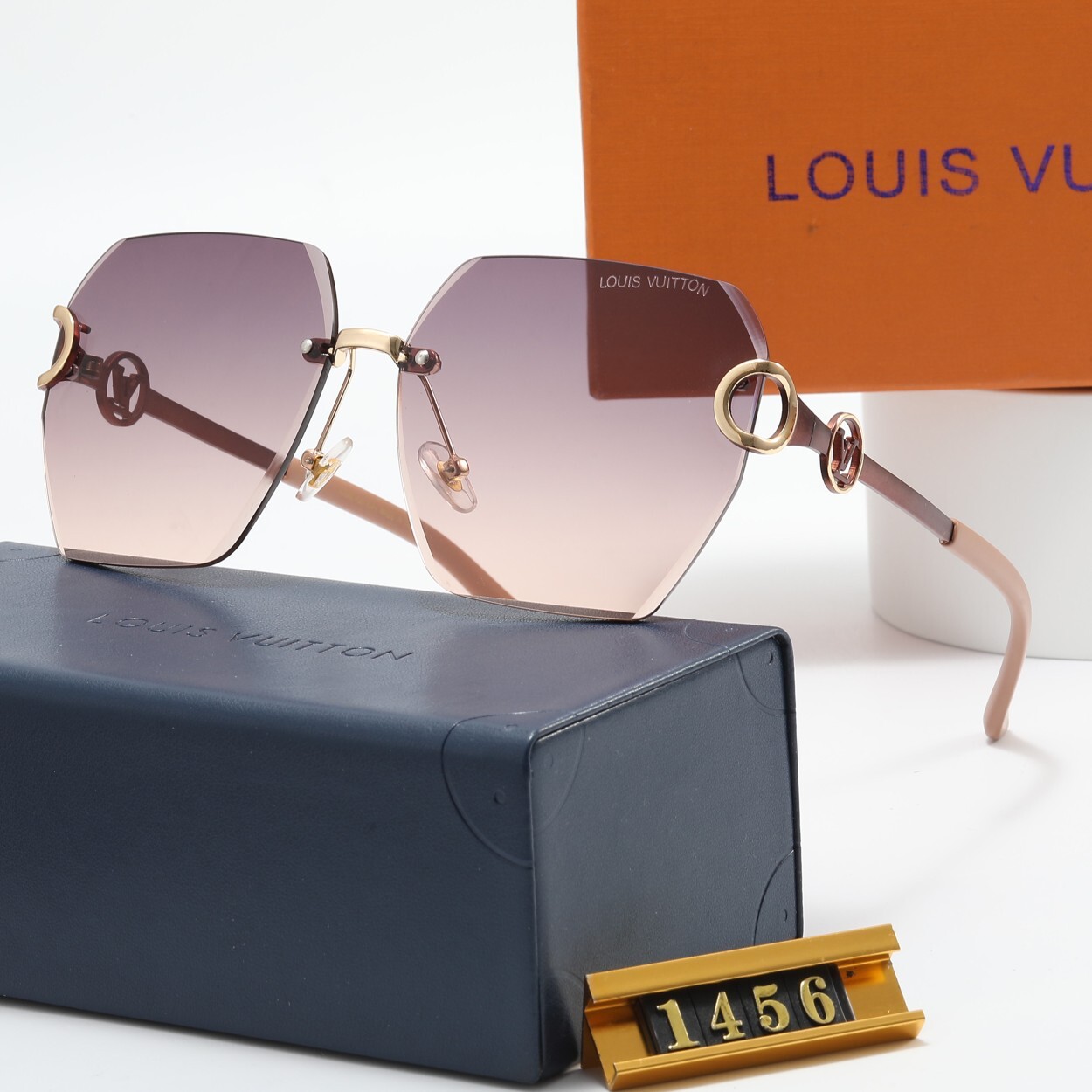 Очки солнцезащитные louis vuitton. Очки Louis Vuitton Millionaire 1.1. Очки солнечные Louis Vuitton z1607w. Солнечные очки lv.