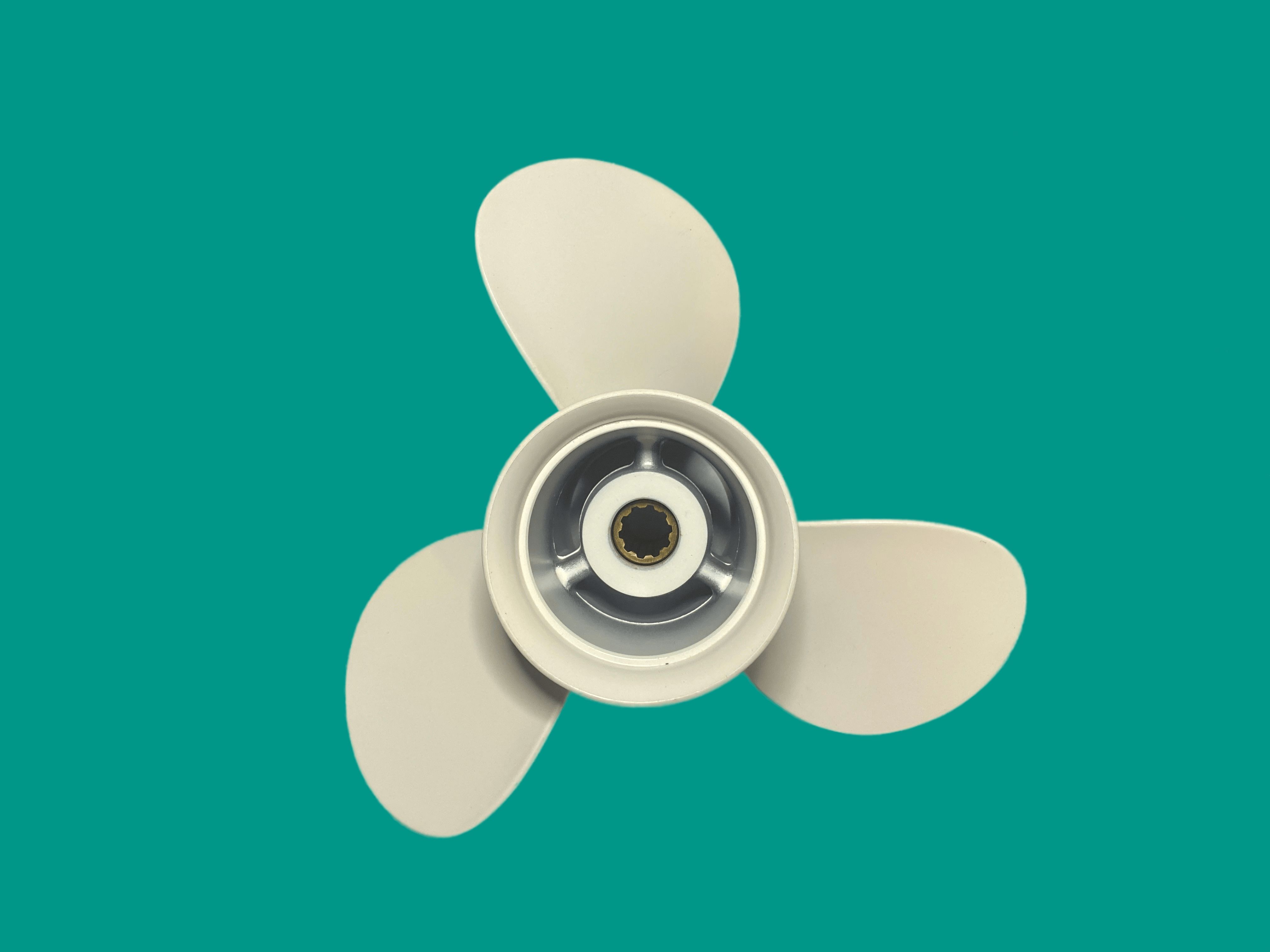 Винт ямаха 5. 9. Ямаха 30 винт 13. Винт ямаха 30. Фото винта ямаха 30 13 шаг.