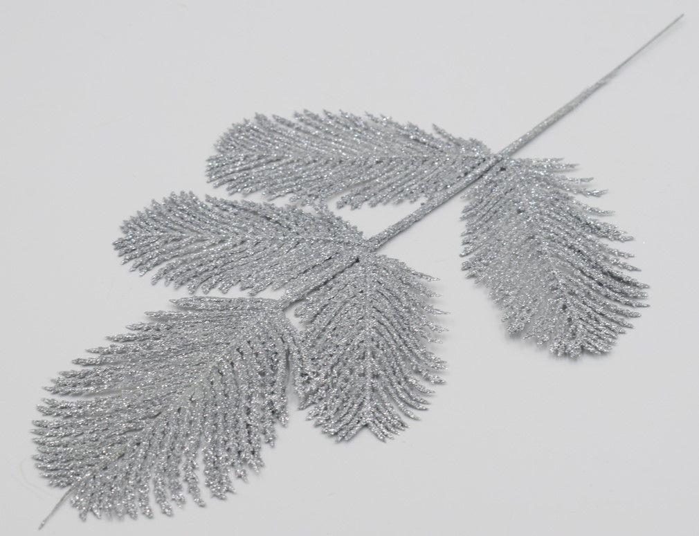 Серебряные веточки. Серебряная ветка. Серебряная ветвь. Серебряная ветка. Серебристые веточки.