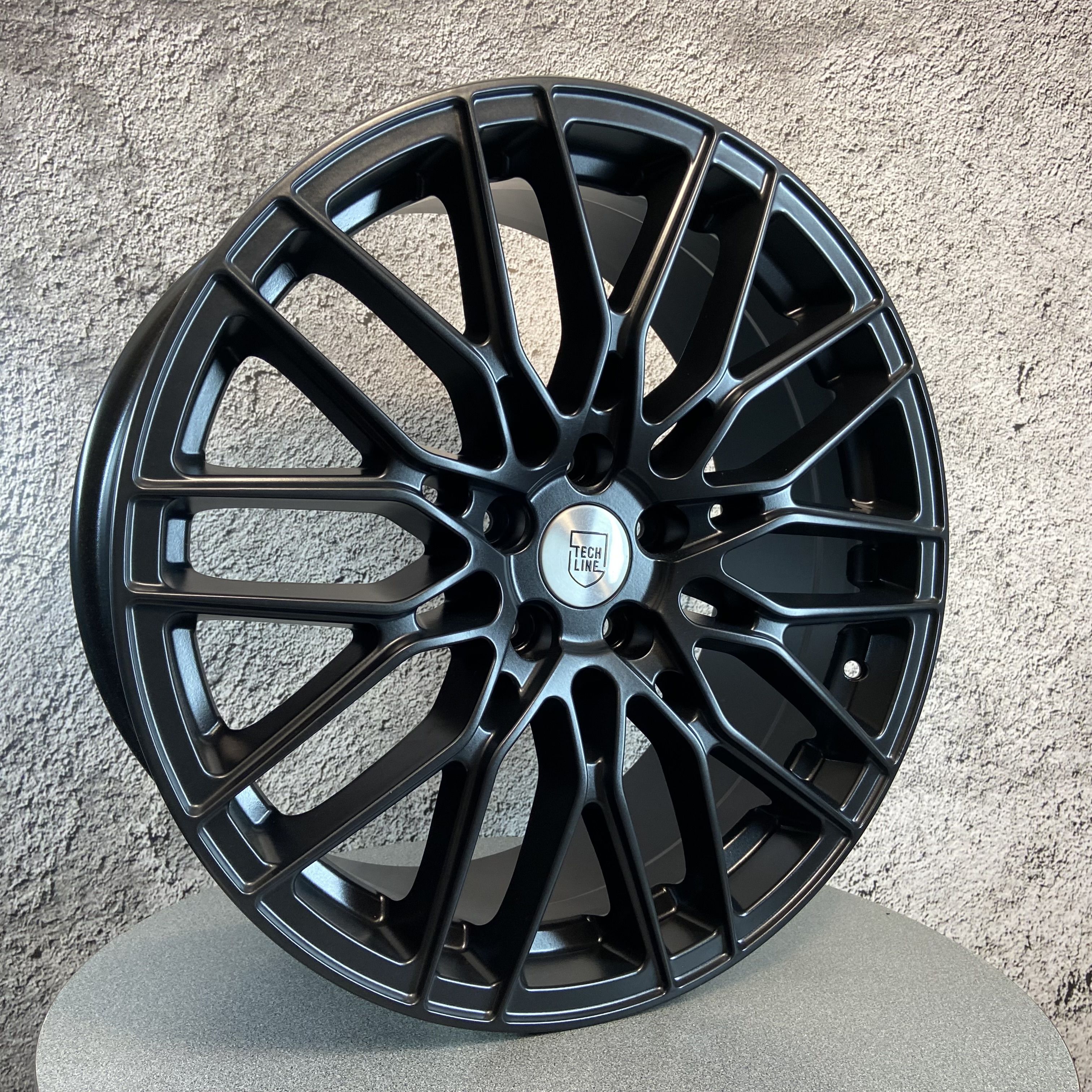 Колесный диск Tech Line 19x8