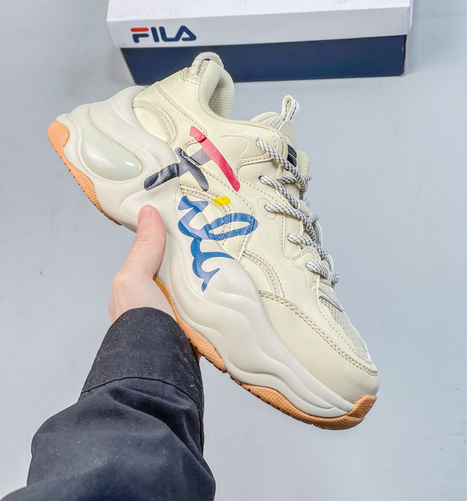 Кроссовки fila disruptor 2 мужские. Фила город. Фила город. Фила город. Город фила.