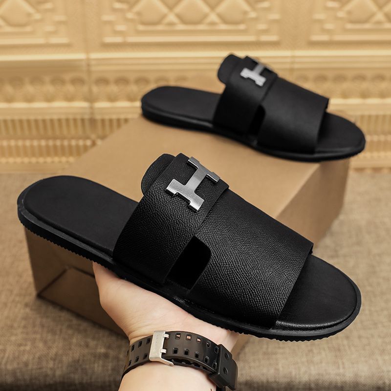 Тапочки гермес. Тапке Хермес. Тапочки Гермес мужские. Hermes Slippers.