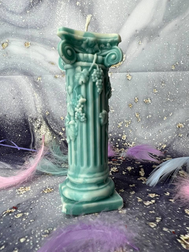 Колонны мраморные оникс. Колонны в древнем риме. Колонна голубей. Летные голуби. Колонны из натурального камня.