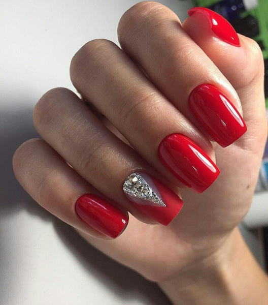 Посмотреть красный маникюр UNHAS VERMELHAS DECORADAS 2020 - Luiza Gomes Unhas vermelhas, Unhas lindas, Unha