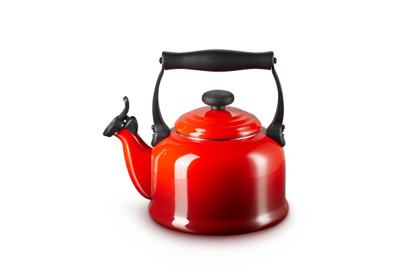 Le Creuset Чайник, 2.1 л купить на OZON по низкой цене (1688101535)