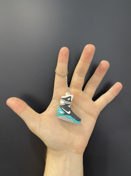 Брелок кроссовки - купить с доставкой по выгодным ценам в интернет ...