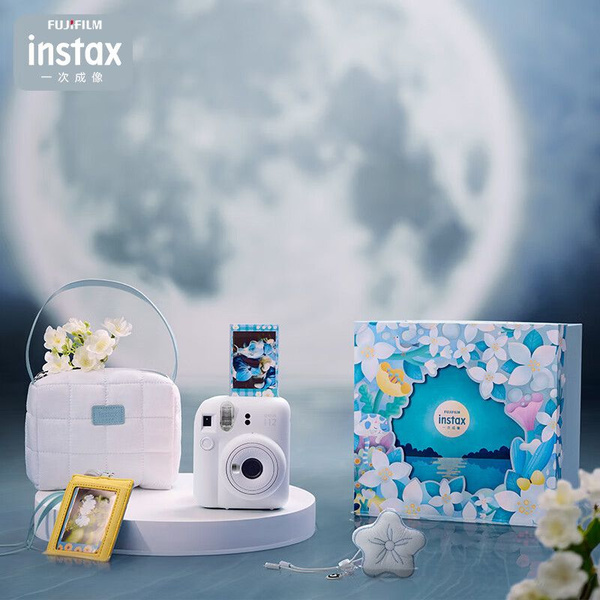 Компактный и легкий фотоаппарат Fujifilm Instax Mini 12 White Combo для ...