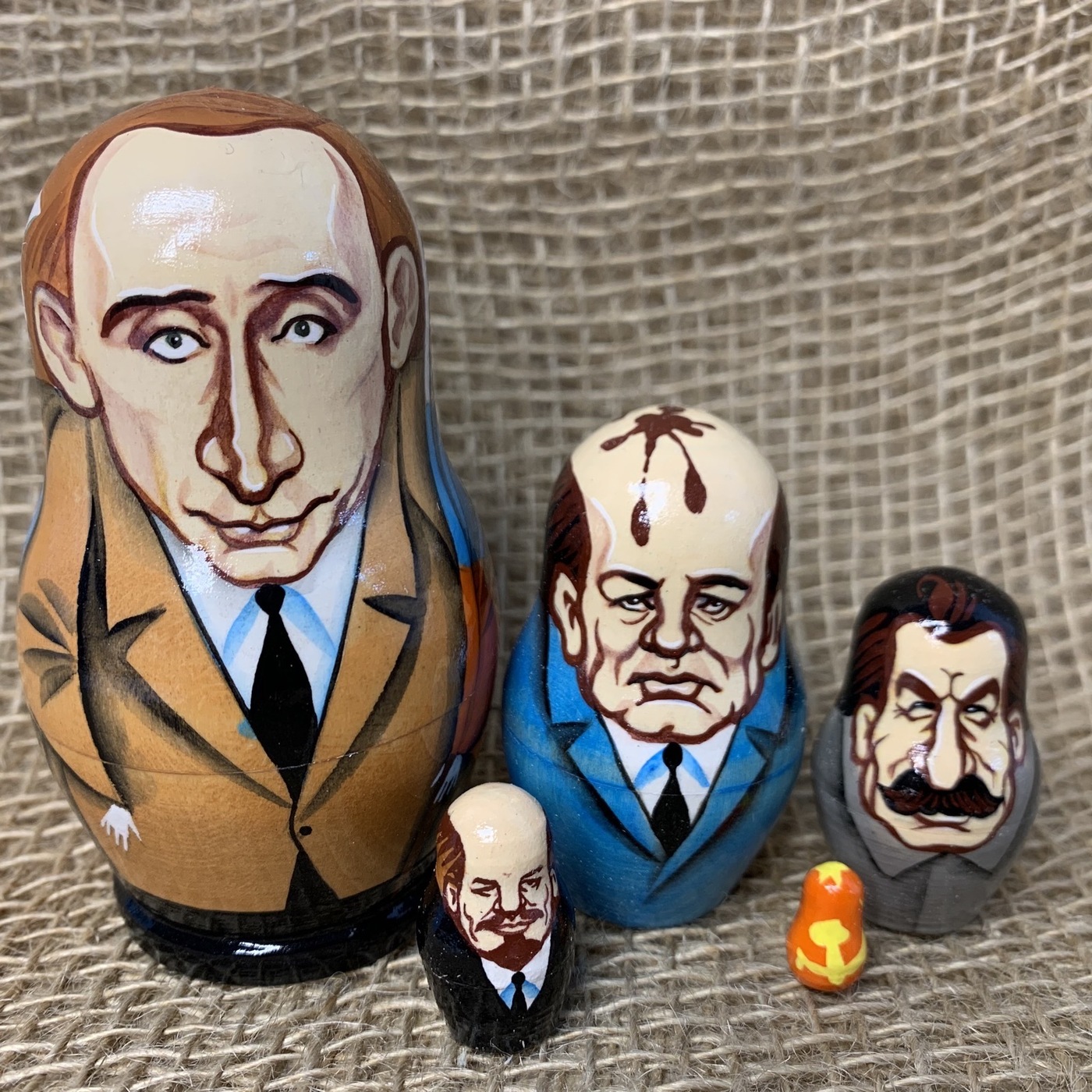 Матрешка Путин