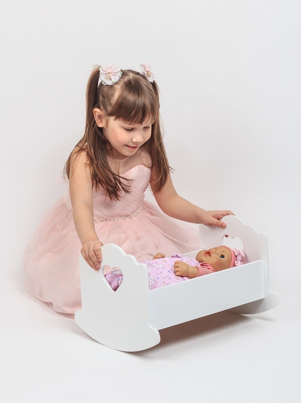 Кукольная кровать или люлька (крупная, для куклы 35 - 50 см)