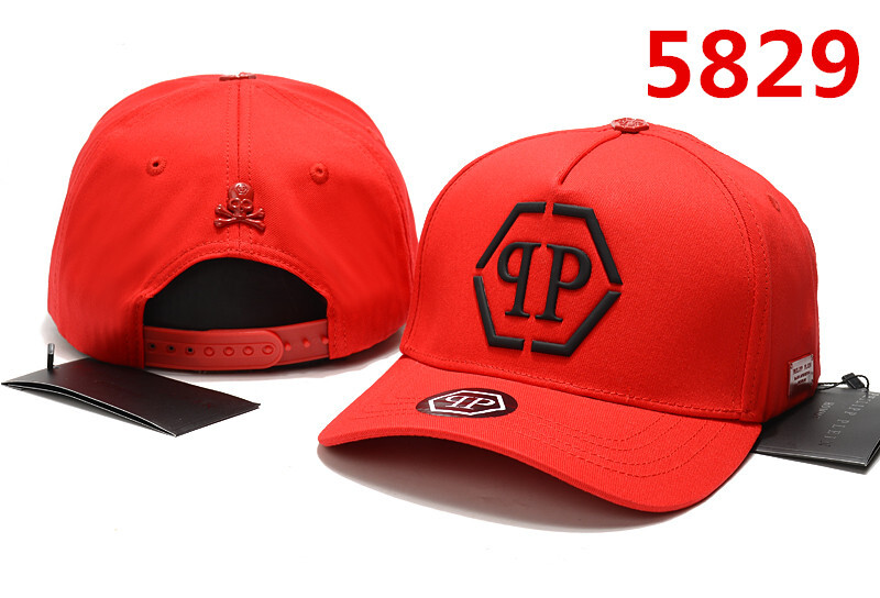 Id cap. Кепка Philipp plein. Кепка Philipp plein мужская. Кепка мужская Philipp plein реплика. Белые Кепки Филип Плейн.