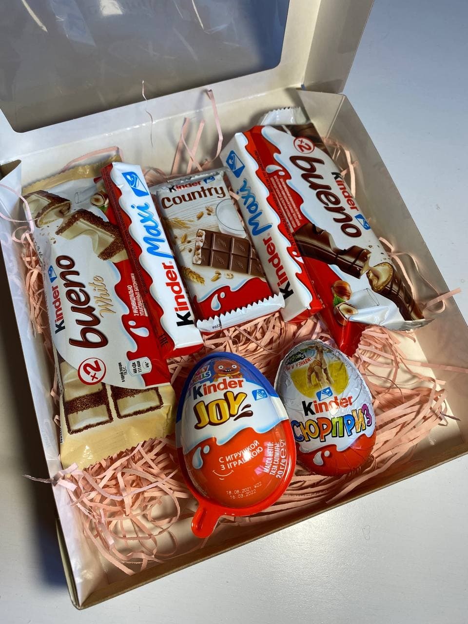 Вафли kinder bueno White 39г