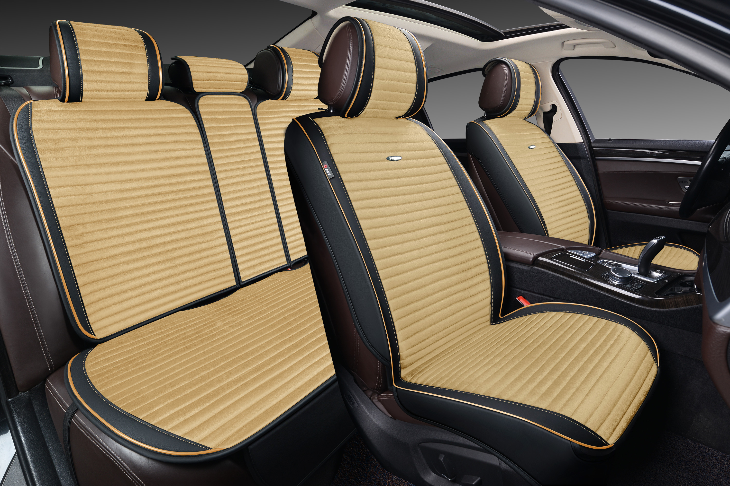 накидки на седеньяхендай солярис 2012. 2 накидки. у дедов в машине на сидушка.