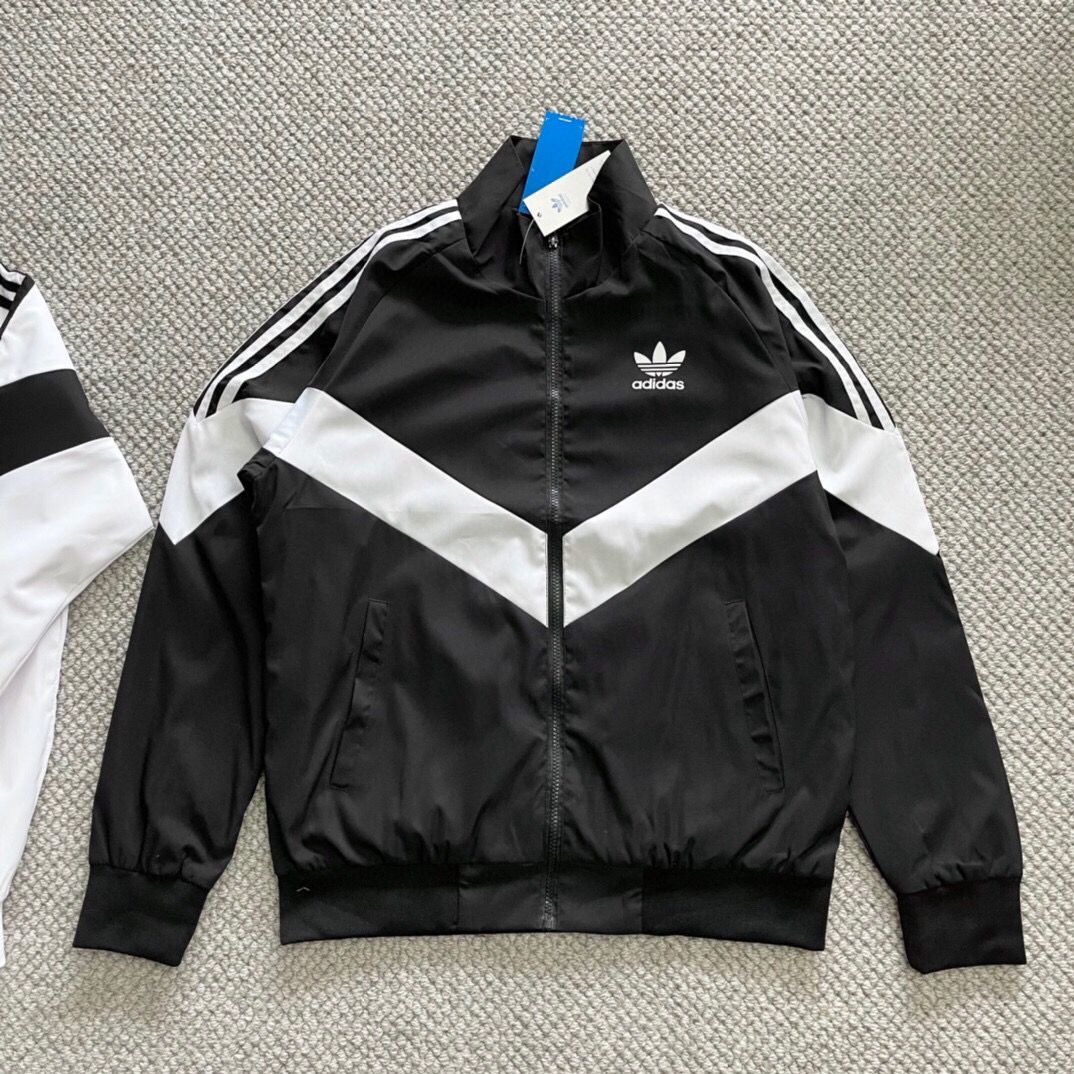 Тренчкот adidas Sportswear