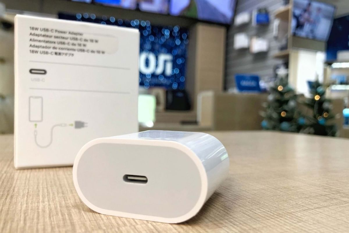 Зарядка 20. Зарядка Apple 20w. 20w USB-C Power Adapter. Apple Power Adapter 20w. Оригинальный блок на айфон USB-C.