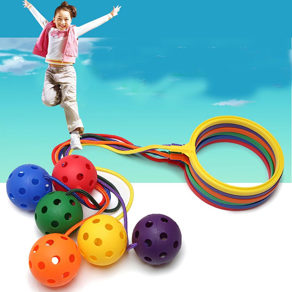 Jumping toy. Игрушка для прыжков. Прыжки с мячом. Спортивный мячик прыгающий. Резинка для прыжков детская для девочек.