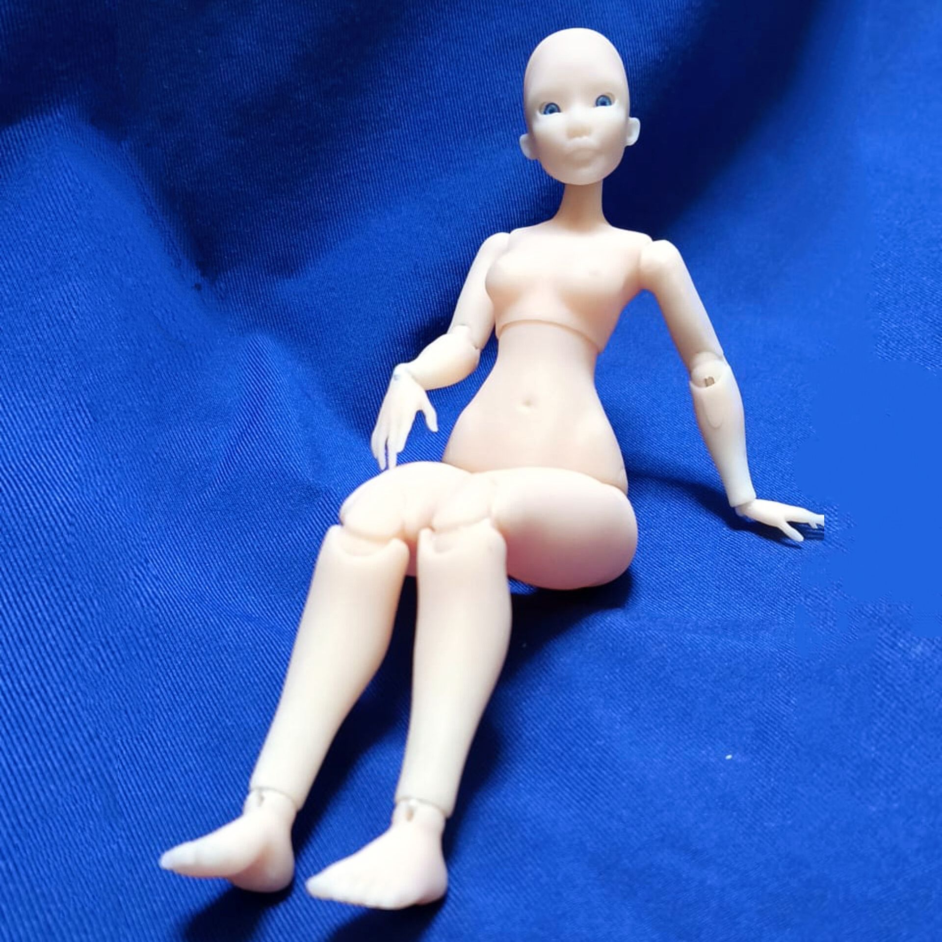 БЖД кукла шарнирная девушка 30см с широкими бедрами bjd doll 1/6