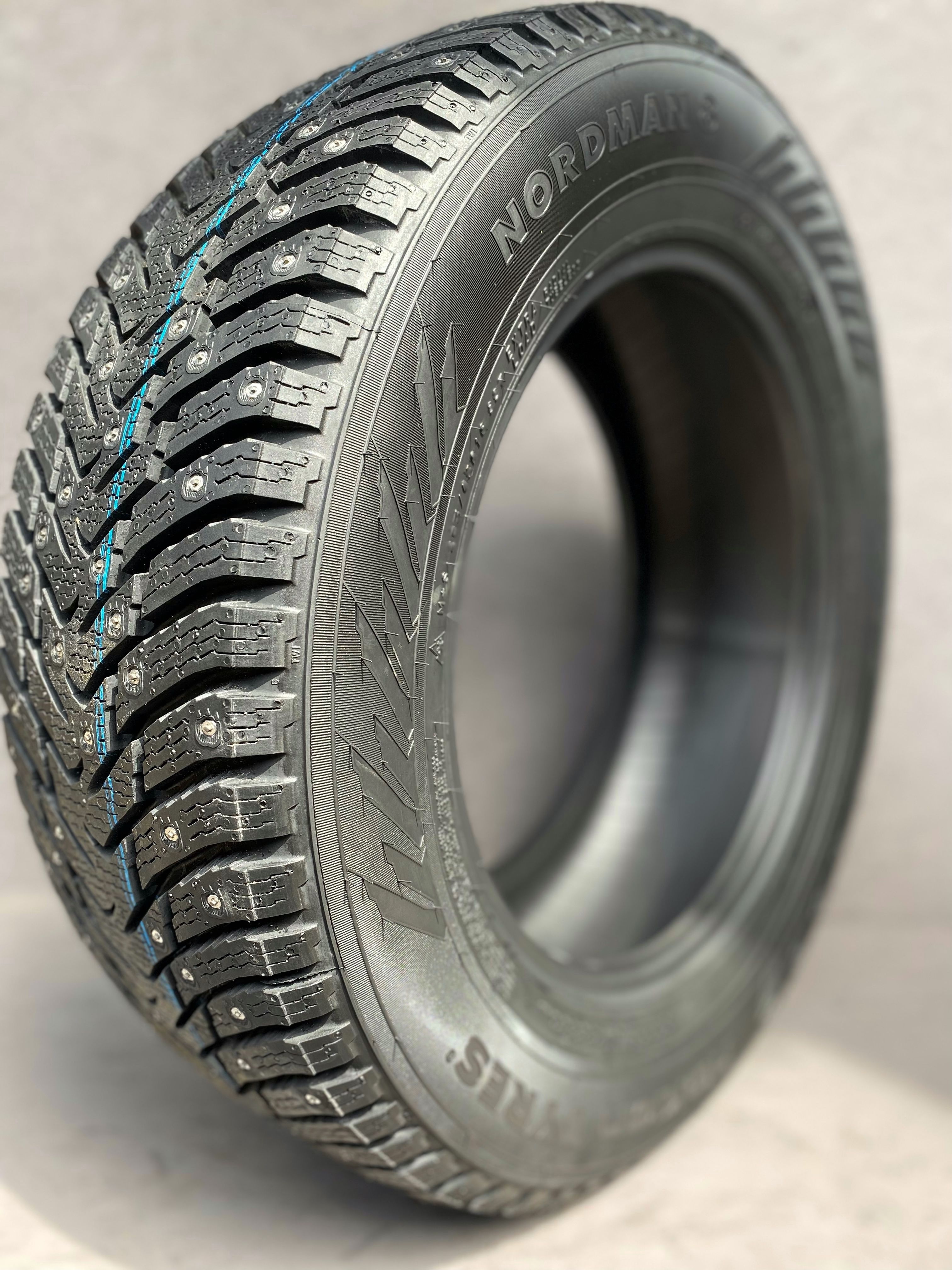 NokianTyresNordman8Шинызимние215/65R16102TШипованные