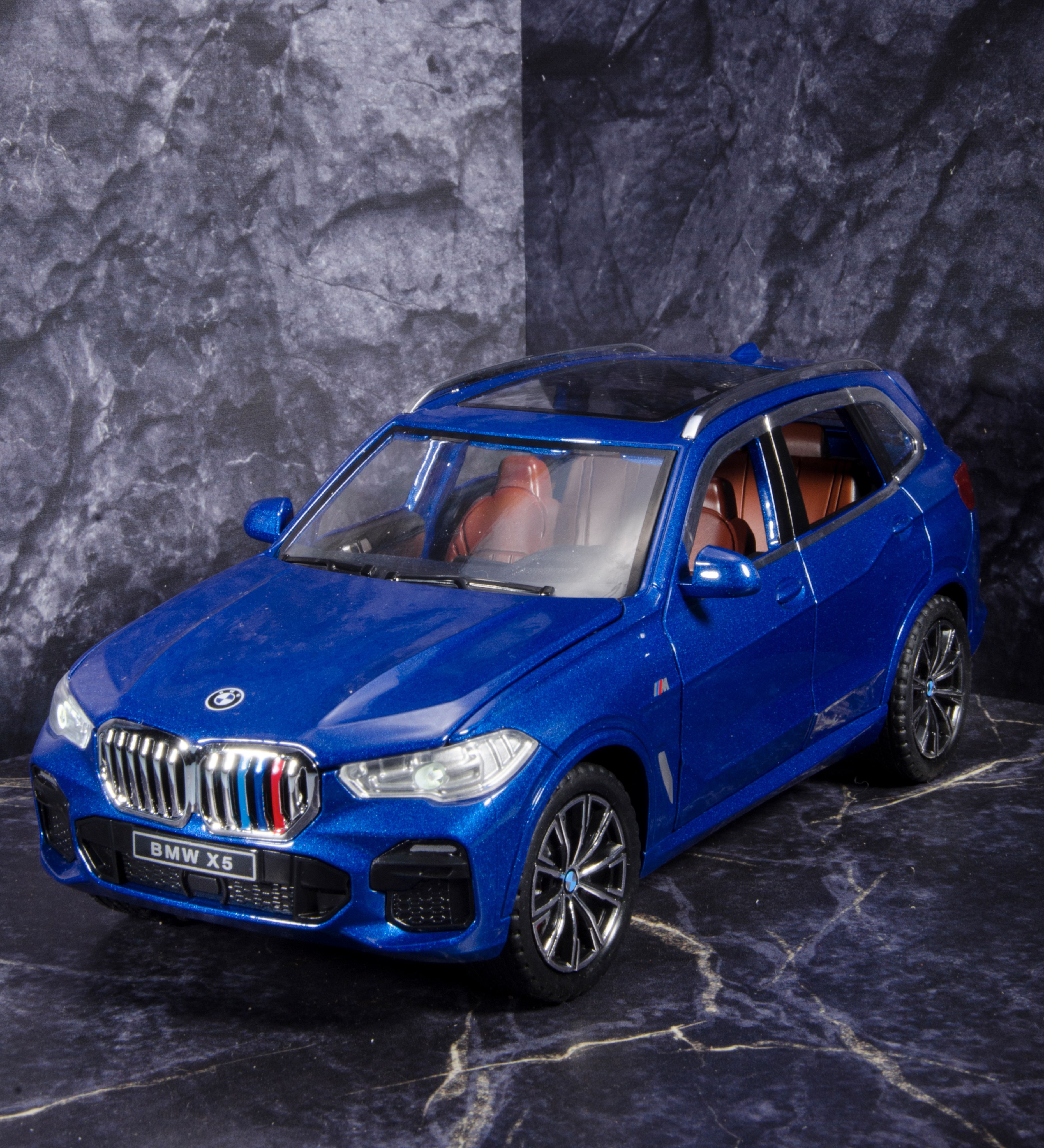 Металлическая инерционная машинка BMW X5 синяя, масштаб 1:24, длина 21 см.  - купить с доставкой по выгодным ценам в интернет-магазине OZON (729106733)