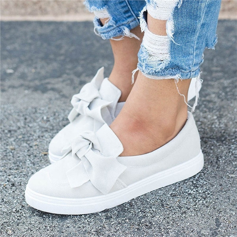 Белая летняя обувь